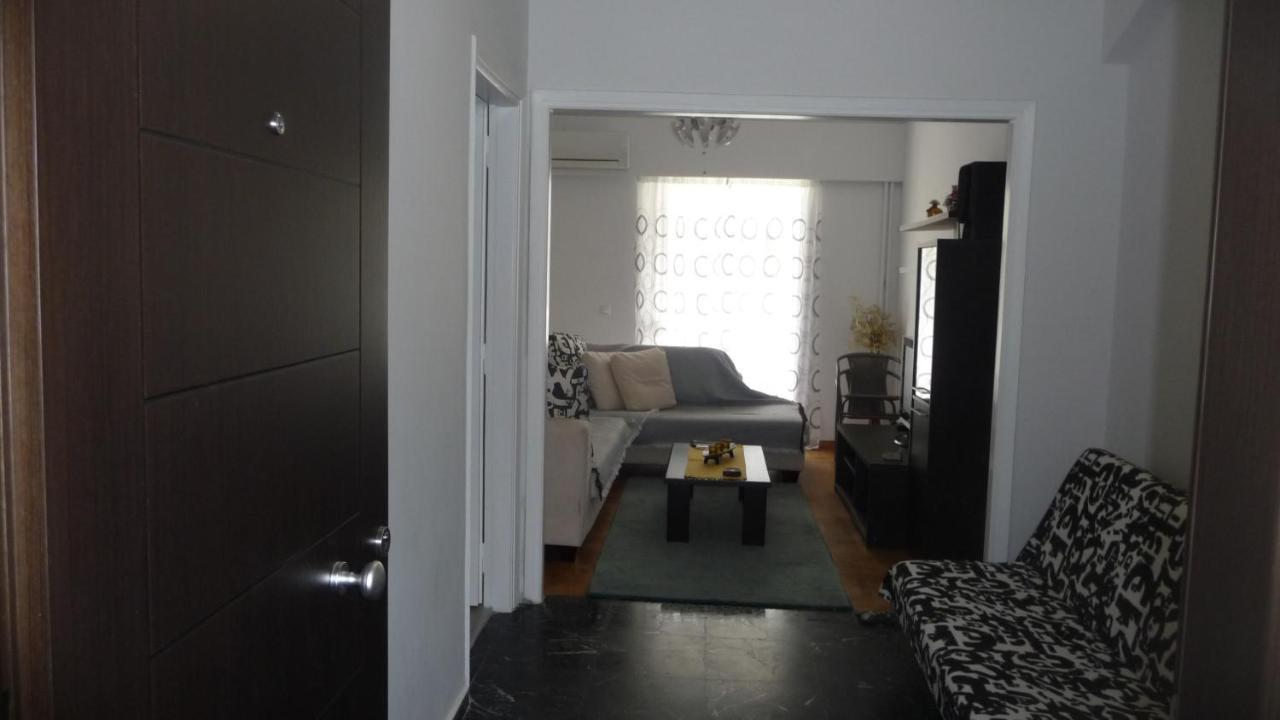 D&J Central Appartment Ioannina Eksteriør billede